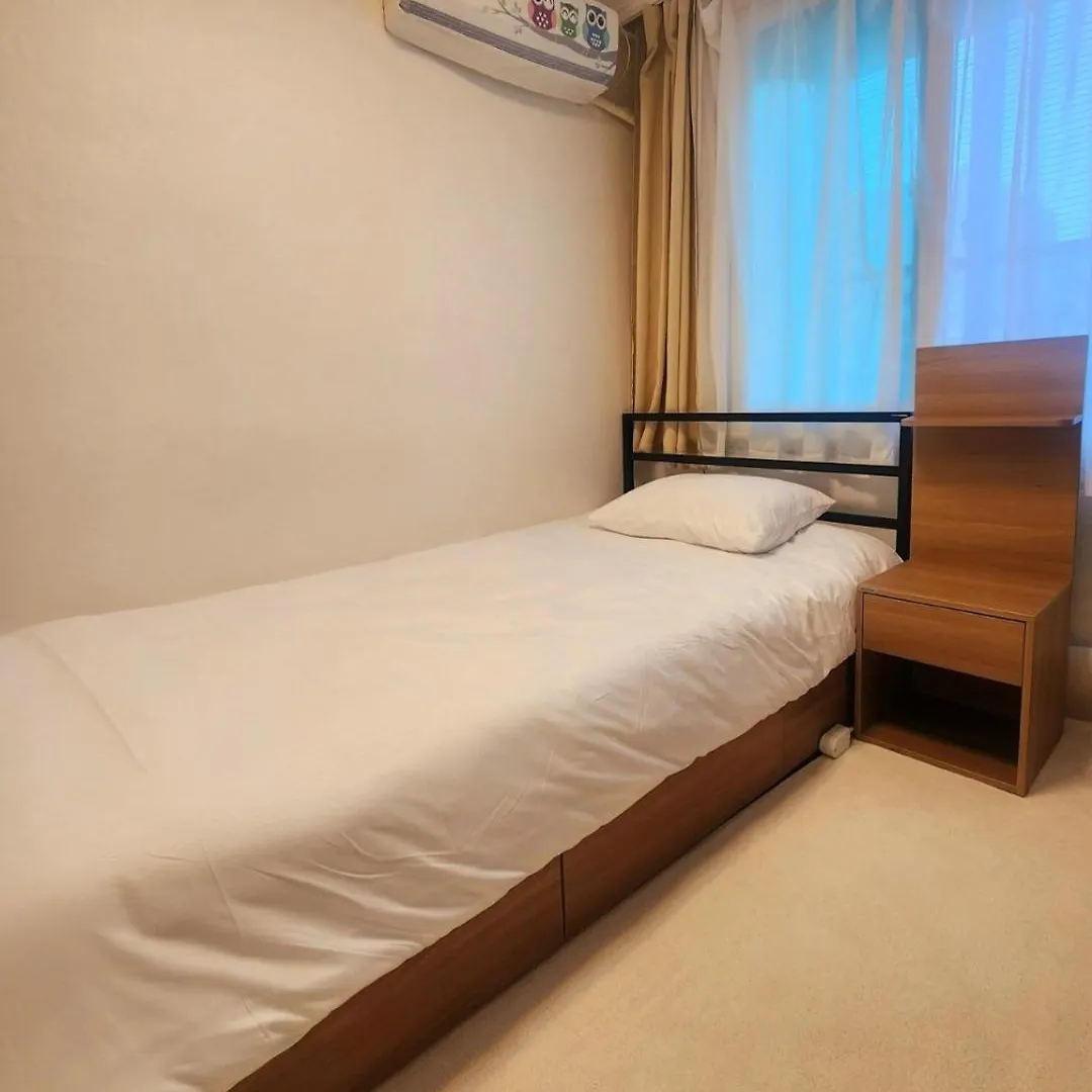 Апартаменты Hongdae Cozy Сеул